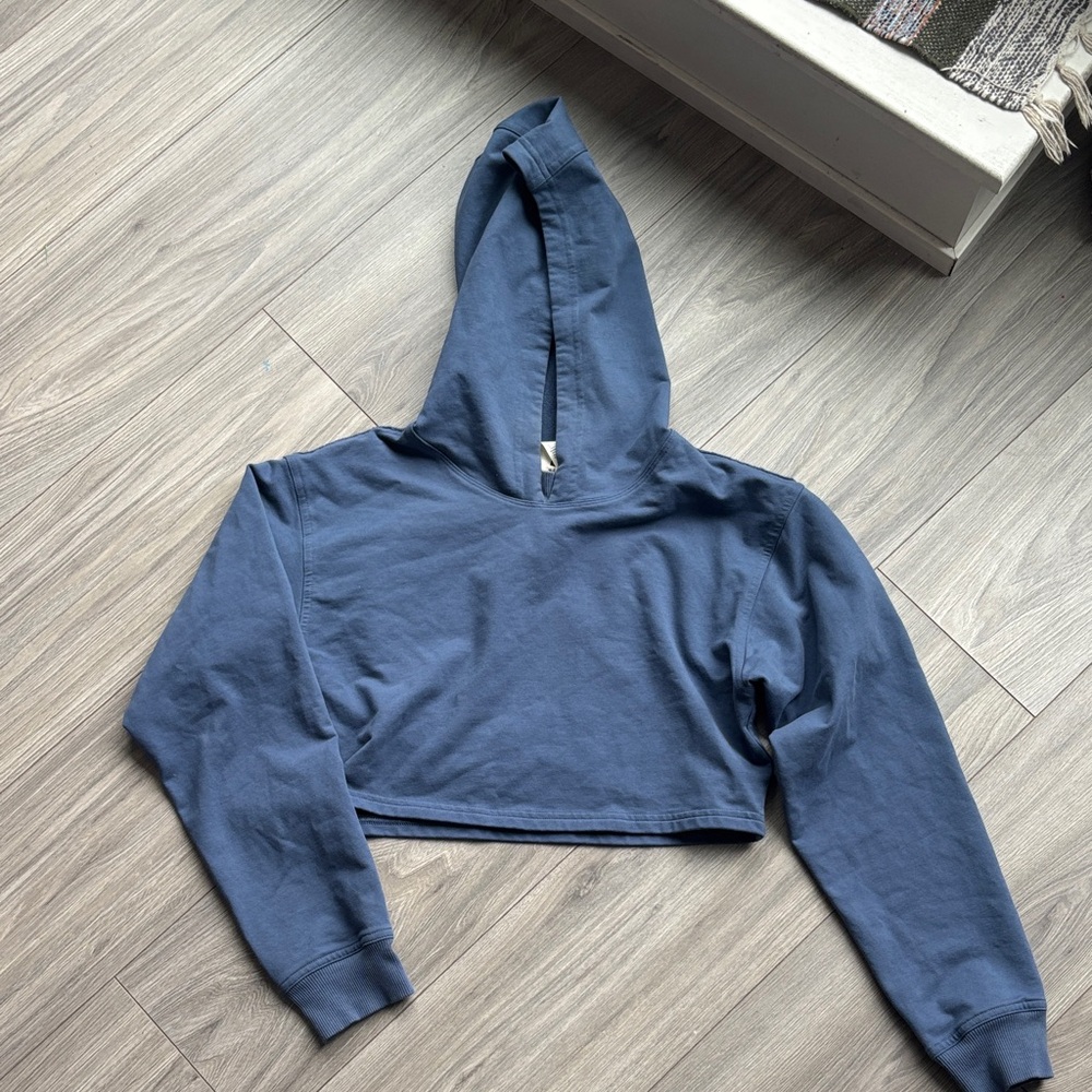Lululemon Athletica Slate Blue Cropped Hoodie